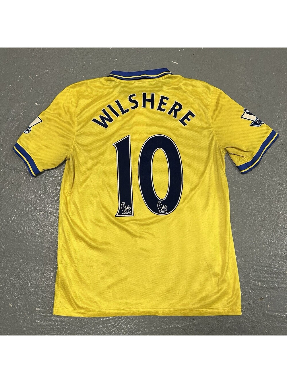 AUTHENTIC Nike Arsenal Away Jersey 2013/2014 Yellow Jack Wilshere #10 size L